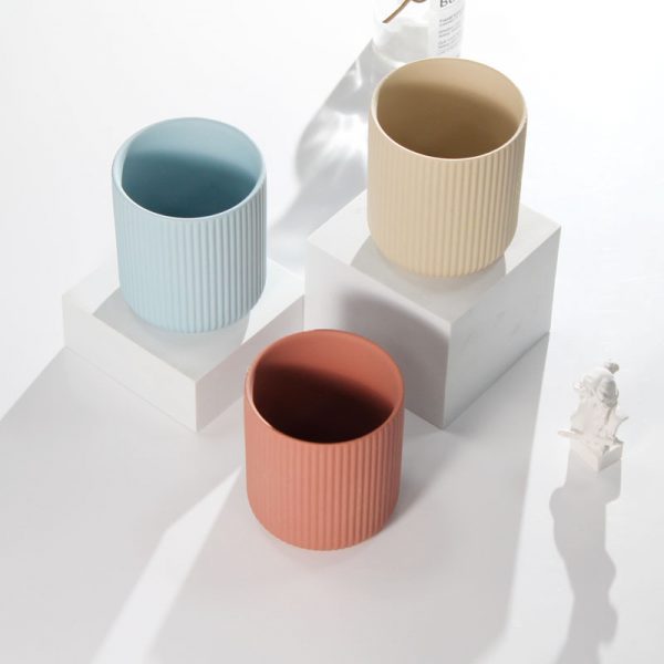 JY24199 - Wholesale Modern Nordic Creative Fashion Ceramic Candle vessel for Home Hotel Office Decoration